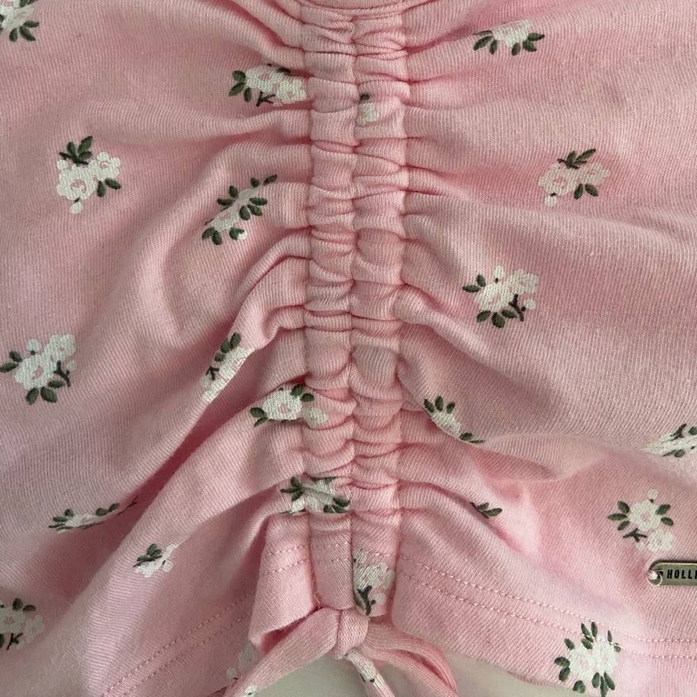 SOLD Baby Pink Hollister Must-Have Crop Halter, Size XS - Picture 4 of 6